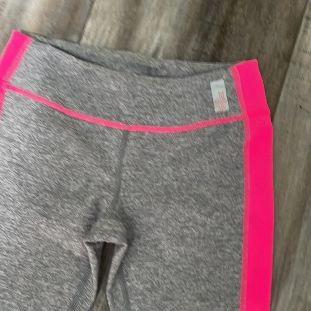 Girls neon leggings and sports bra set